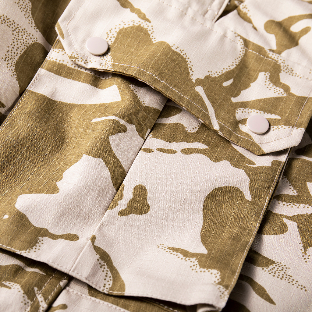 Custom French F1-Style Uniform in British DPM Camo