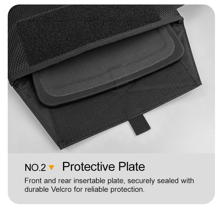 Detail of the internal pocket on the Agile 6094 lightweight plate carrier, securely holding a hard armor protective plate.
