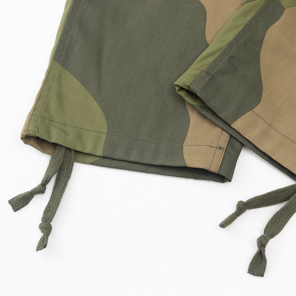Close-up of the drawstring leg opening on the custom Norwegian M09 camo uniform trousers.