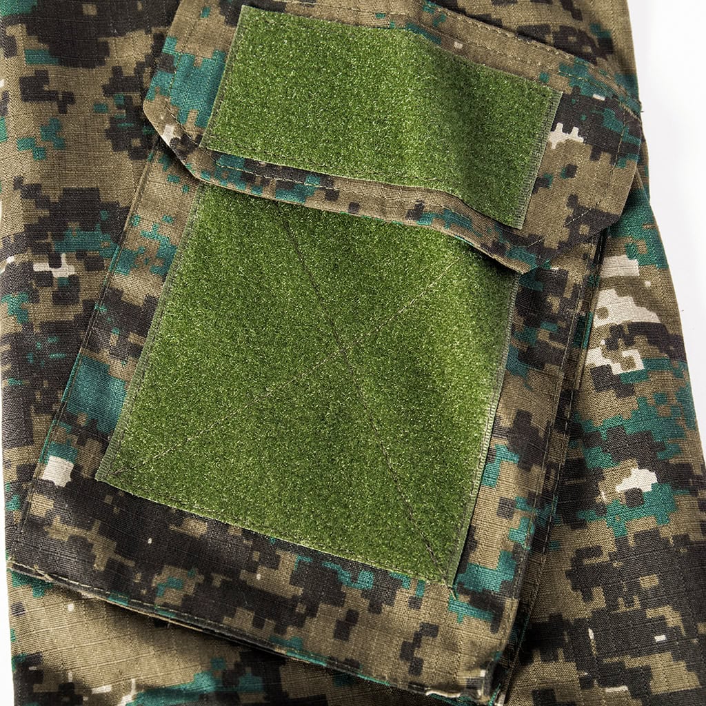 Close-up of the velcro arm pocket on the sleeve of the custom jungle digital long sleeve combat shirt.