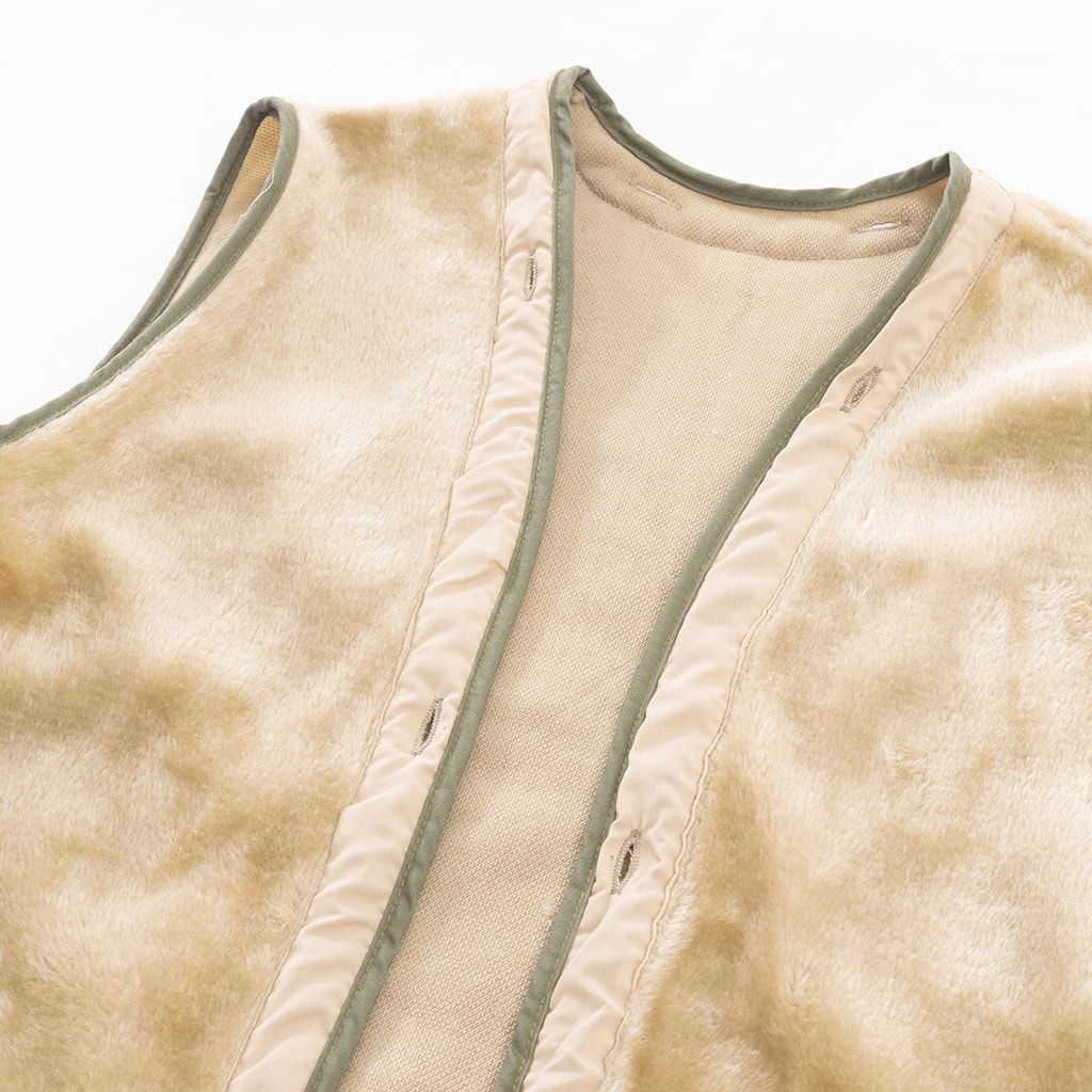 Full interior view of the removable fleece liner for the custom Saudi 6-color desert M65 jacket.