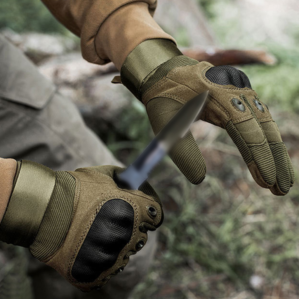 Carbon fiber style tactical gloves field training knife grip and anti-slip use