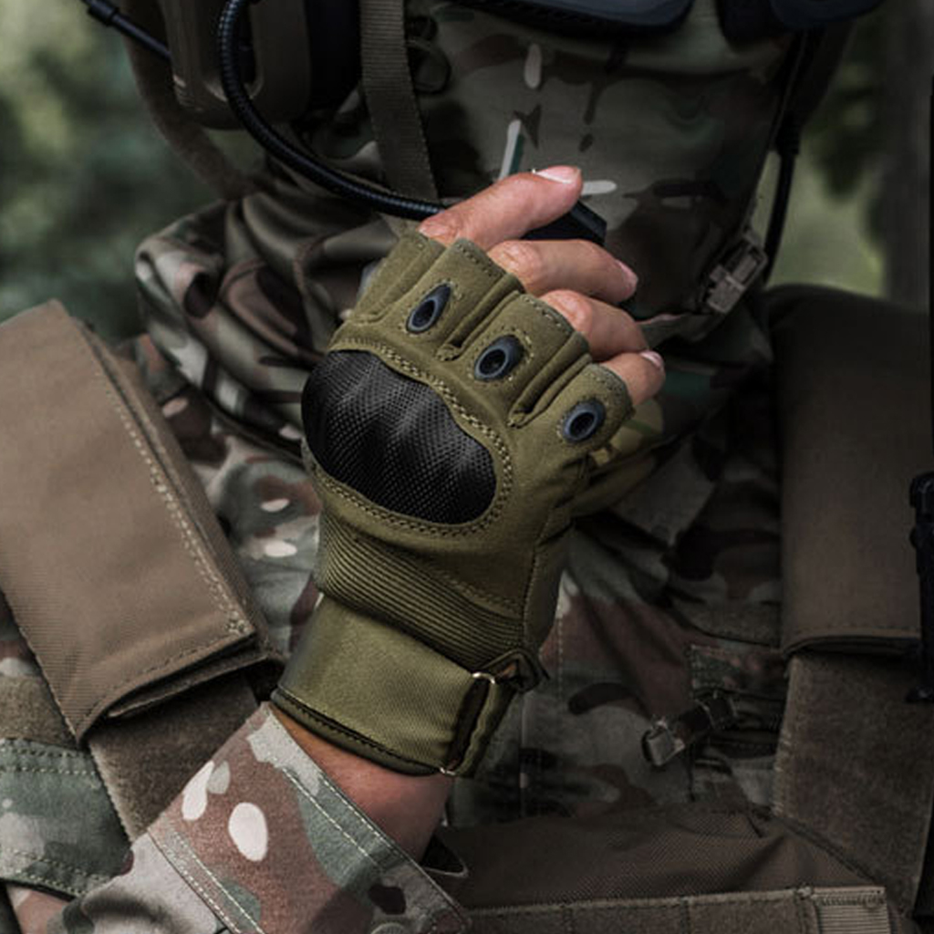 Half finger carbon fiber style tactical gloves tactical vest field use