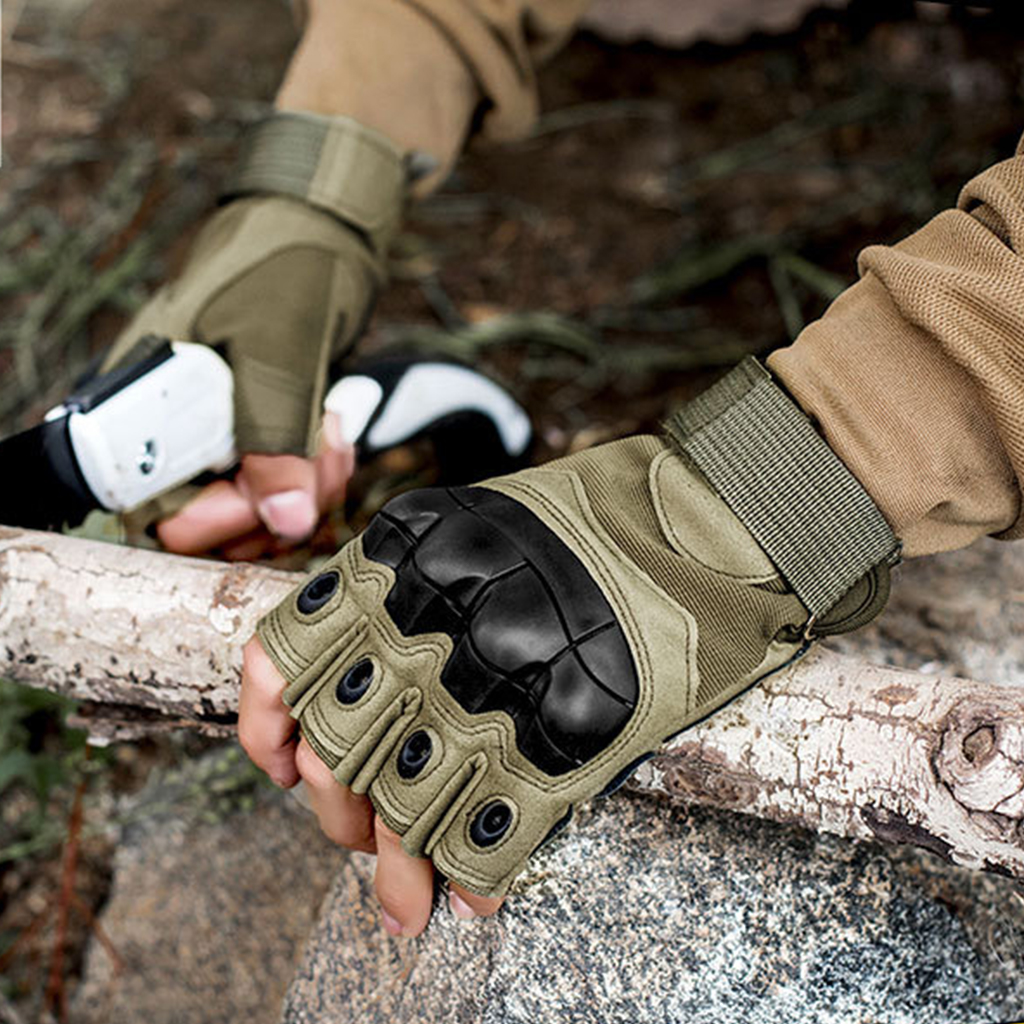 Hard knuckle tactical gloves outdoor climbing use view